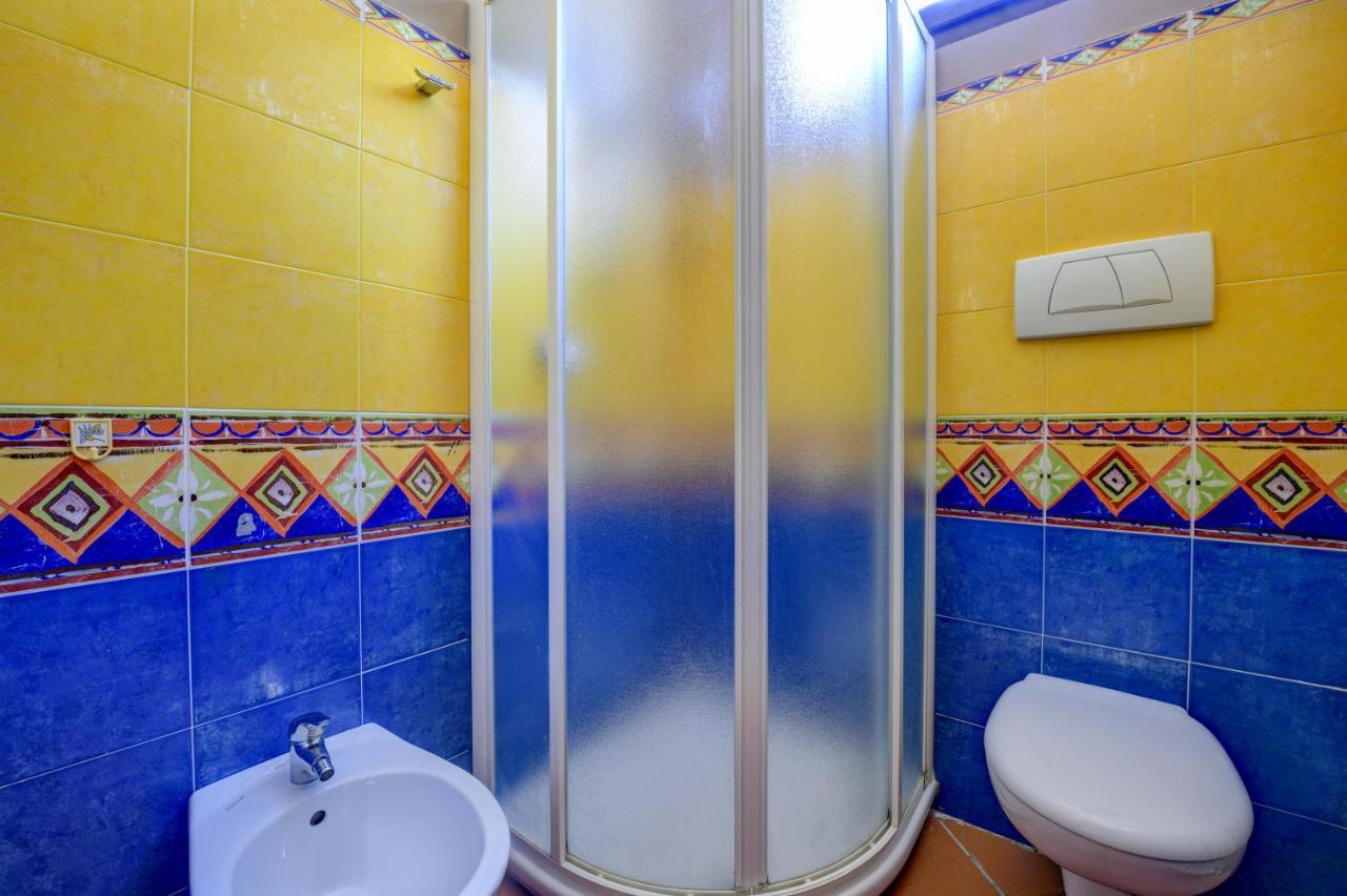 Prestige Rooms Sirmione Bagian luar foto