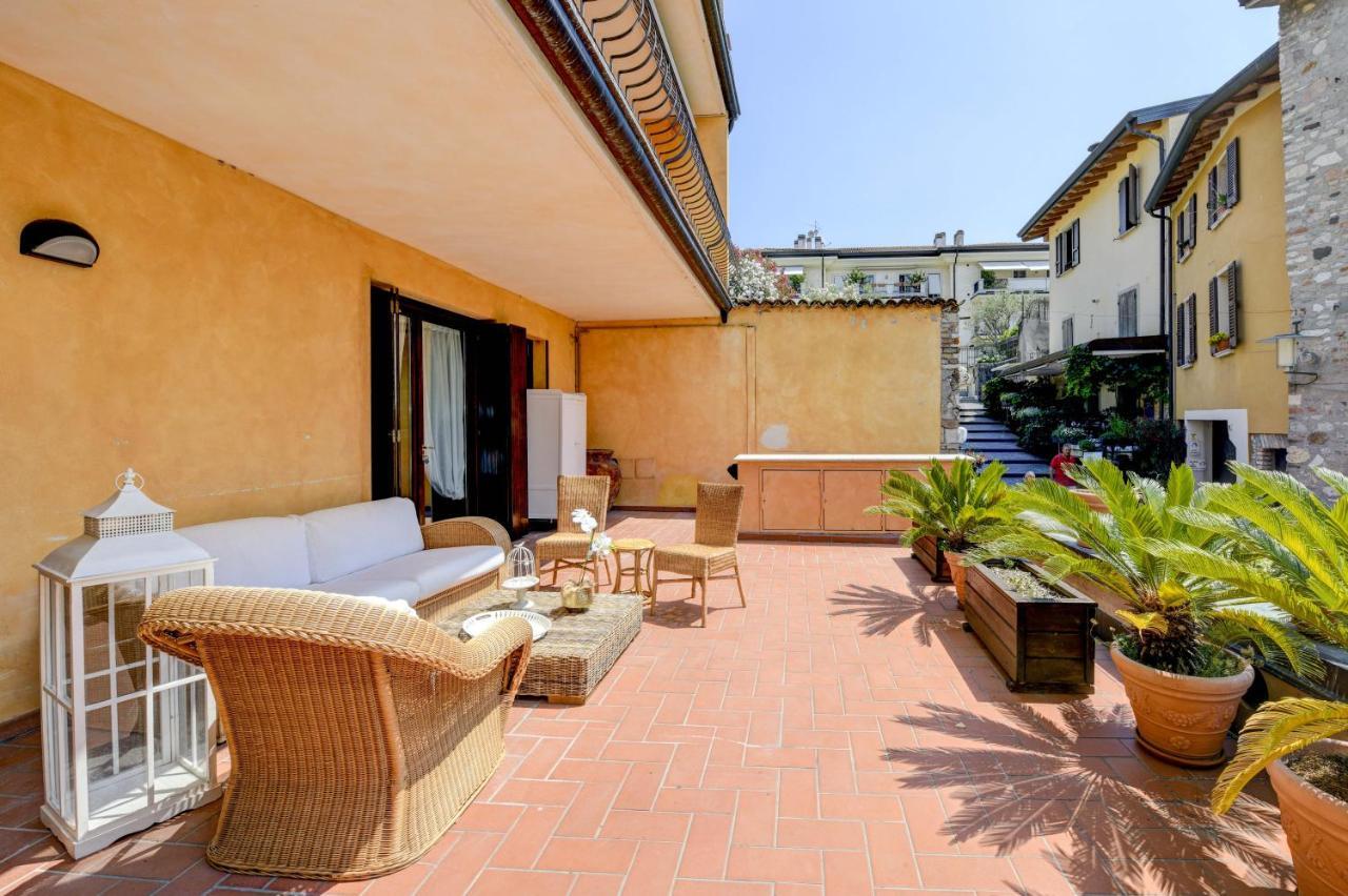 Prestige Rooms Sirmione Bagian luar foto